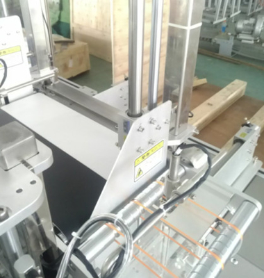 Лицевая маска 1.2KW режа складывая Nonwoven машины упаковки 0.6MPA автоматический