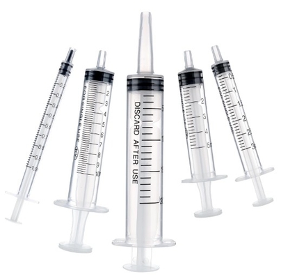 Автоматическая машина для заполнения предварительно заполненных 3ml, 5ml, 10ml нормальных соляных растворов