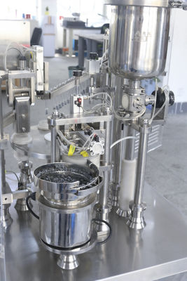 Заполнитель предварительно заполненного шприца оптимизирующий производственную линию GMP / CE стандарт