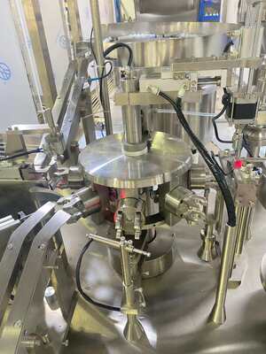 Ветеринарная машина для наполнения шприцев